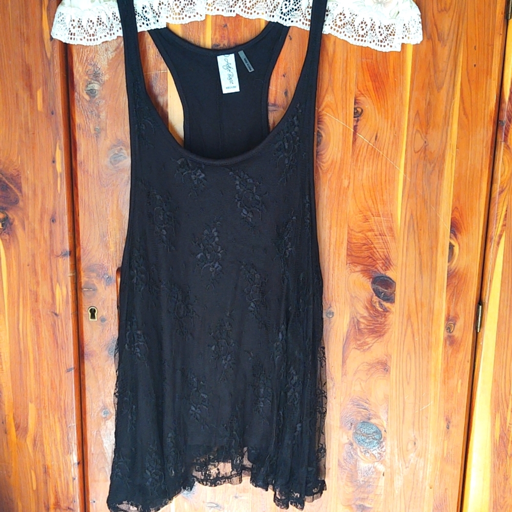 Active Basic Black Lace Top Size Medium - image 1